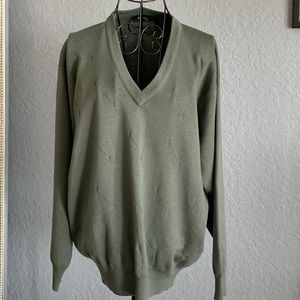 Wool sweater. Color green sage.